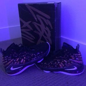 Laker Lebron 17